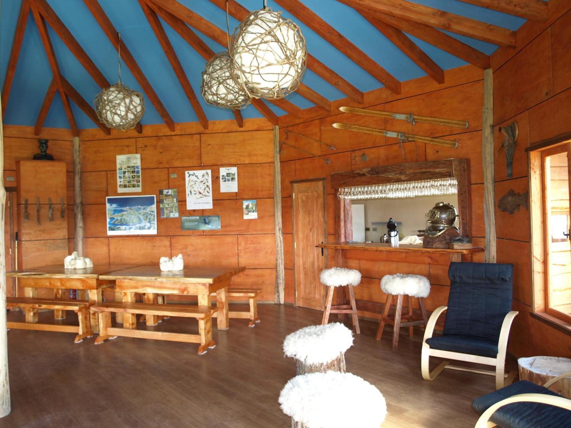 פורטו ואראס Cabanas Gracias A La Vida Lodge מראה חיצוני תמונה
