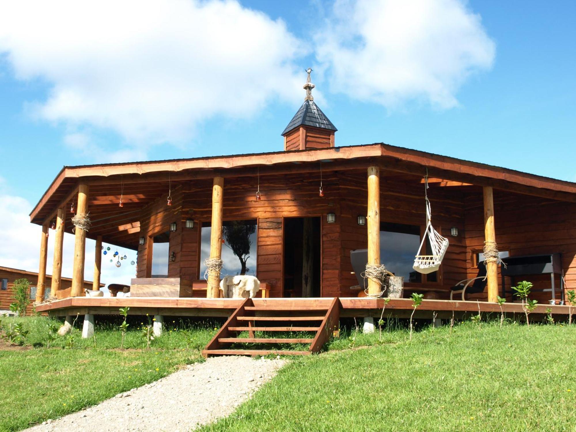 פורטו ואראס Cabanas Gracias A La Vida Lodge מראה חיצוני תמונה