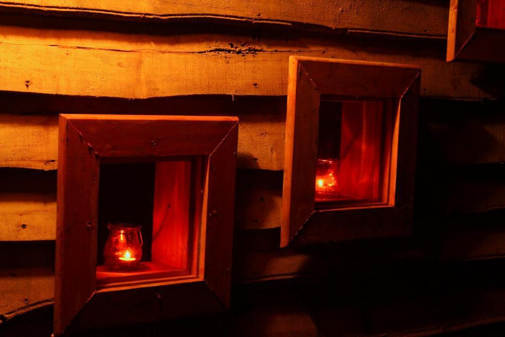 פורטו ואראס Cabanas Gracias A La Vida Lodge מראה חיצוני תמונה