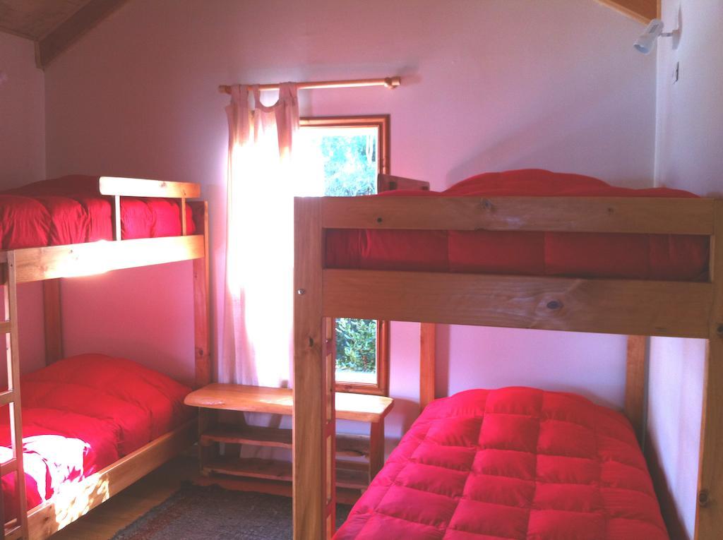 פורטו ואראס Cabanas Gracias A La Vida Lodge חדר תמונה