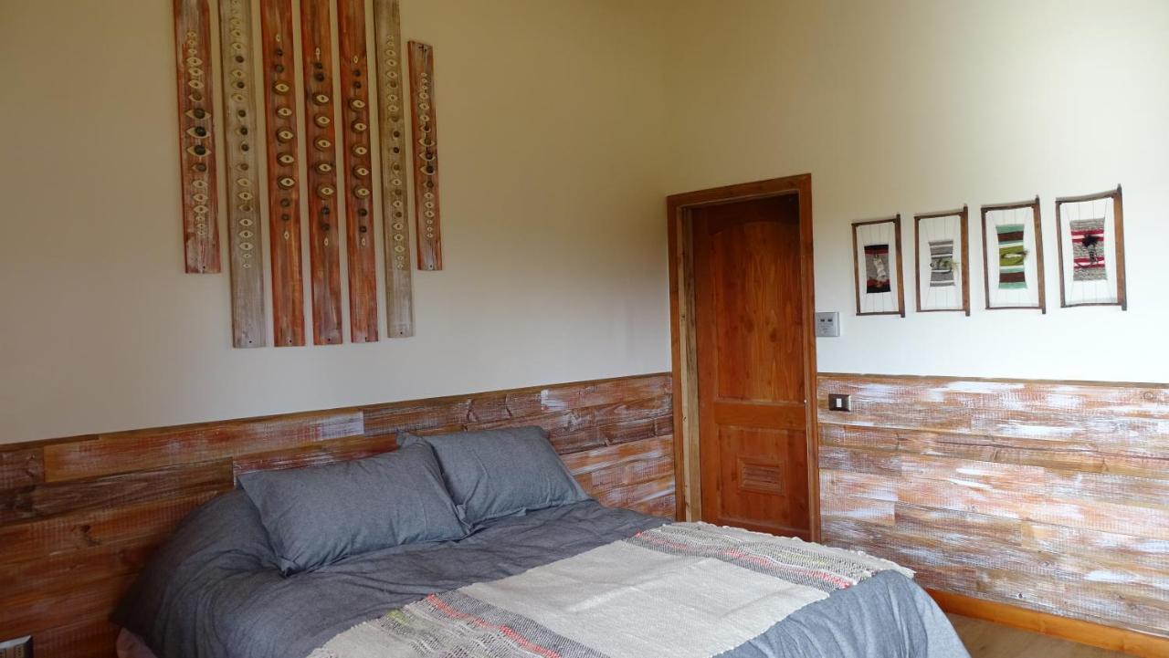 פורטו ואראס Cabanas Gracias A La Vida Lodge מראה חיצוני תמונה