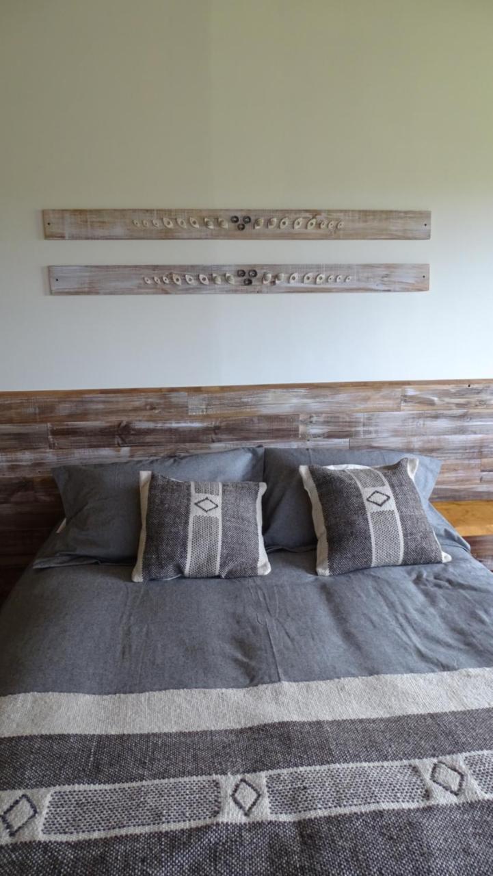 פורטו ואראס Cabanas Gracias A La Vida Lodge מראה חיצוני תמונה